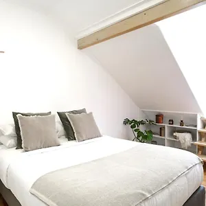 Charming Apartment- Authentic Experience In Graca Apartment