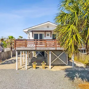 Two Bedroom House With Private Parking, Outdoor Shower And , Panama City Beach United States