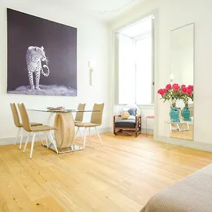 Superb In Historical Centre Apartment